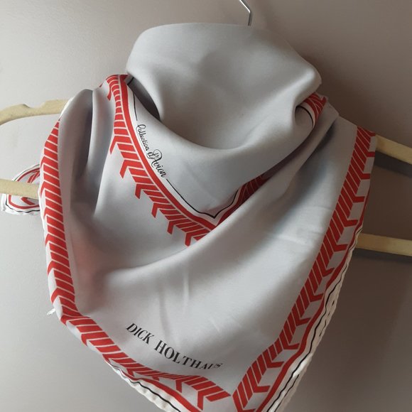 Vintage Dick Holthaus Collection D'Avion Square Flight Attendant Design Scarf - Picture 1 of 12